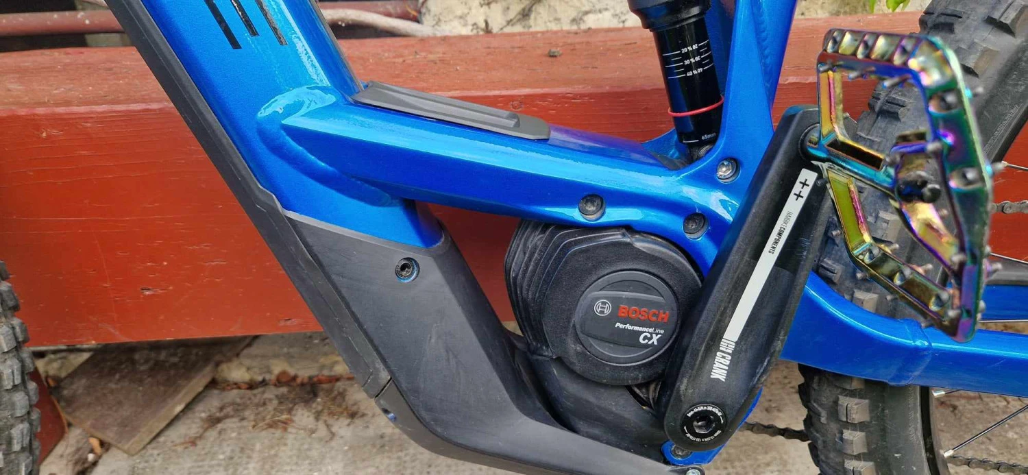 1. Haibike XDURO AllMtn 3.0 i625Wh