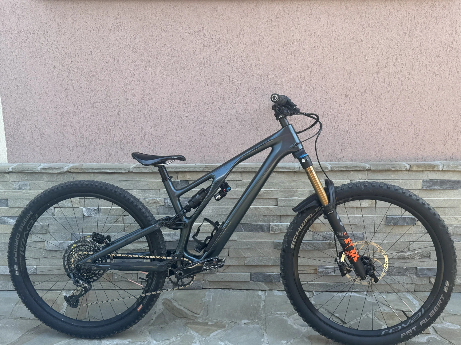 1. Specialized Stumpjumper Evo