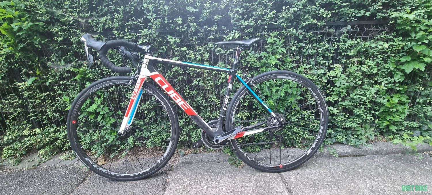 1. Cube Litening C:68 Race Teamline 2x11 model 2016