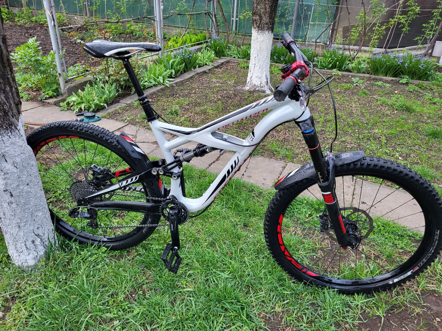 6. MTB Specialized Enduro Comp full suspension