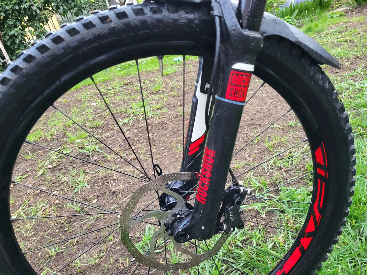 2. MTB Specialized Enduro Comp full suspension