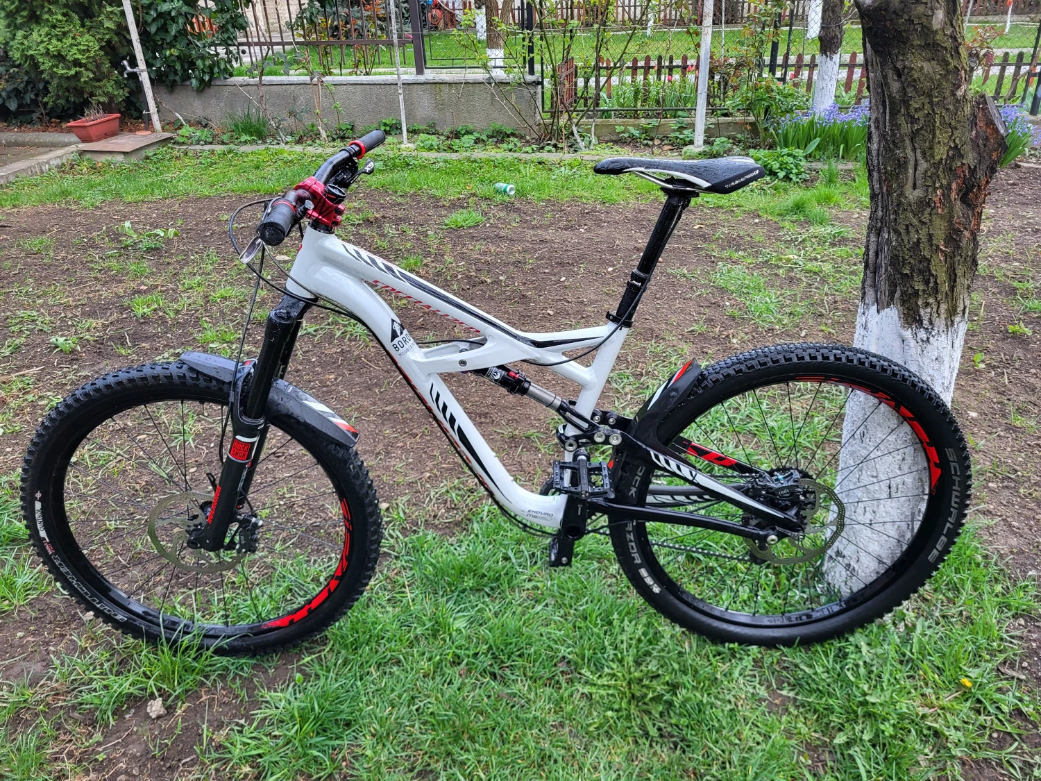 3. MTB Specialized Enduro Comp full suspension