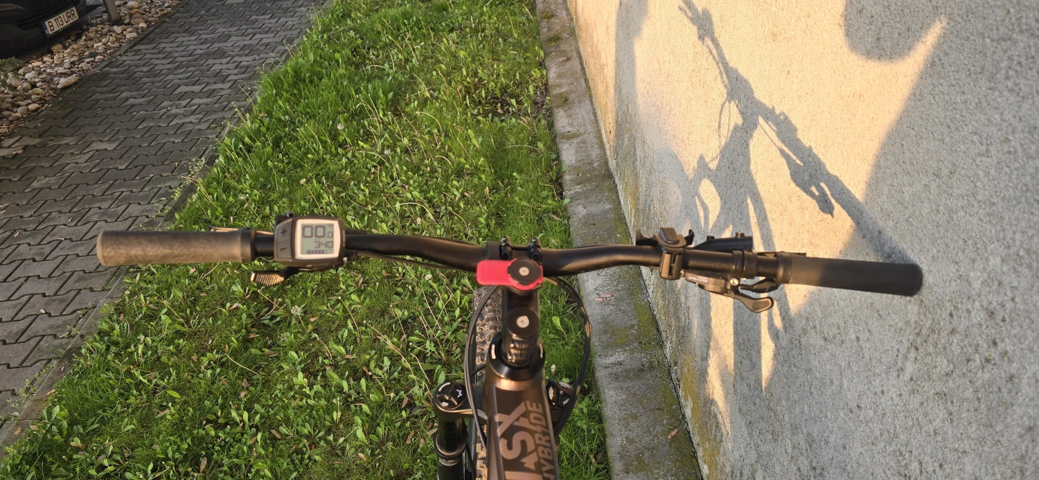 1. E-MTB Ghost ASX Hybride Essential 130, marime L