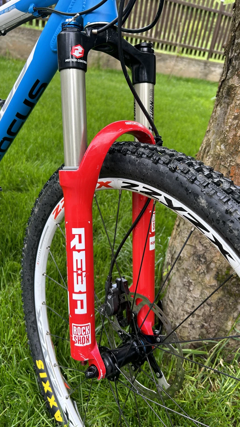6. MTB Focus Black Forest M