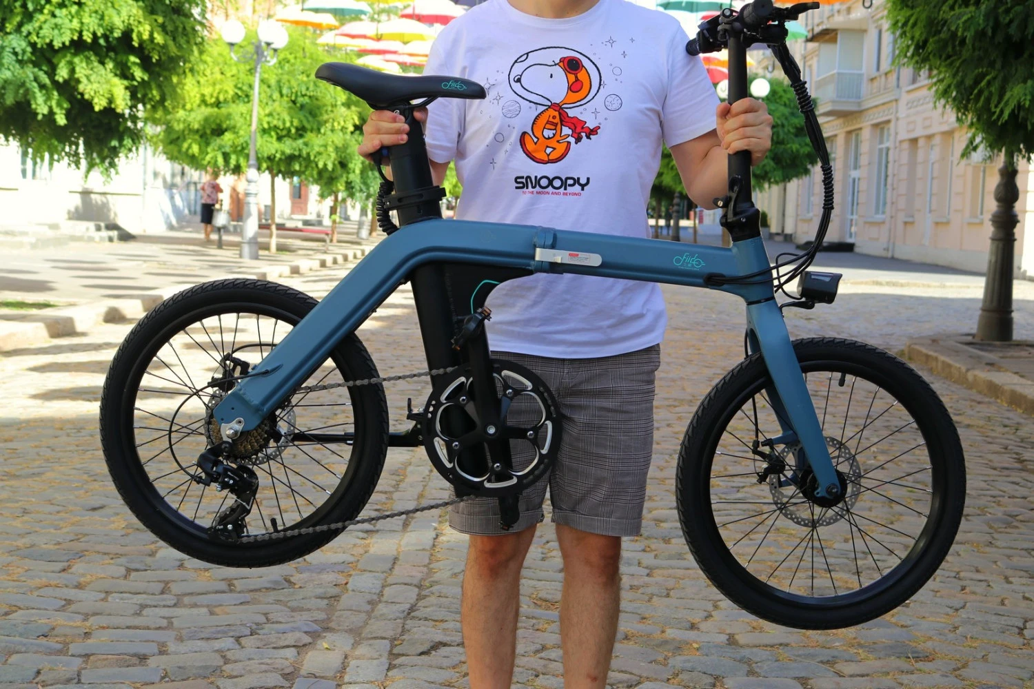 1. Bicicleta electrica fiido pliabil ca nou
