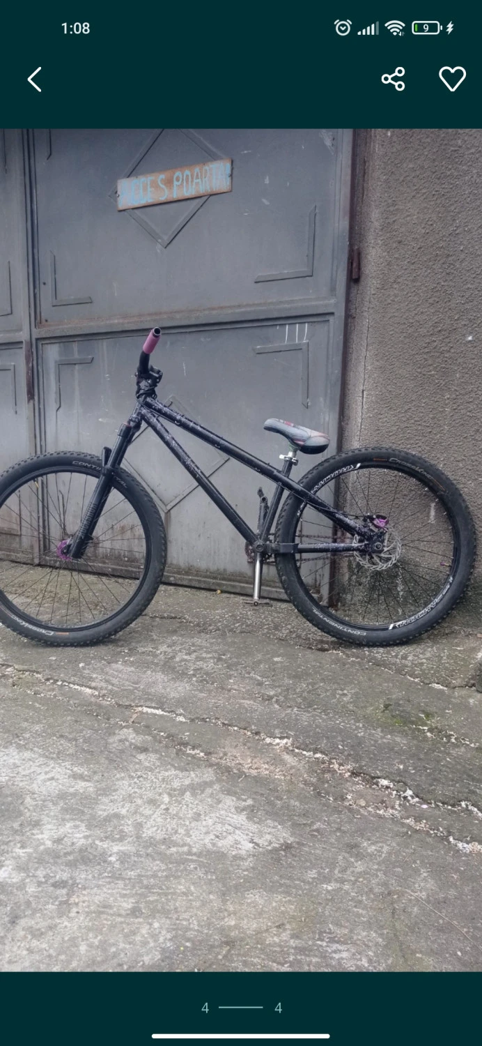 1. Vând dirt jumper 26