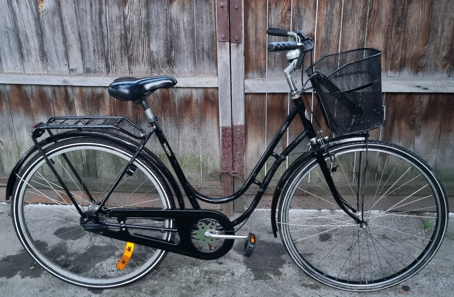 4. Bicicleta de dama/oras stare buna 3 viteze in butuc