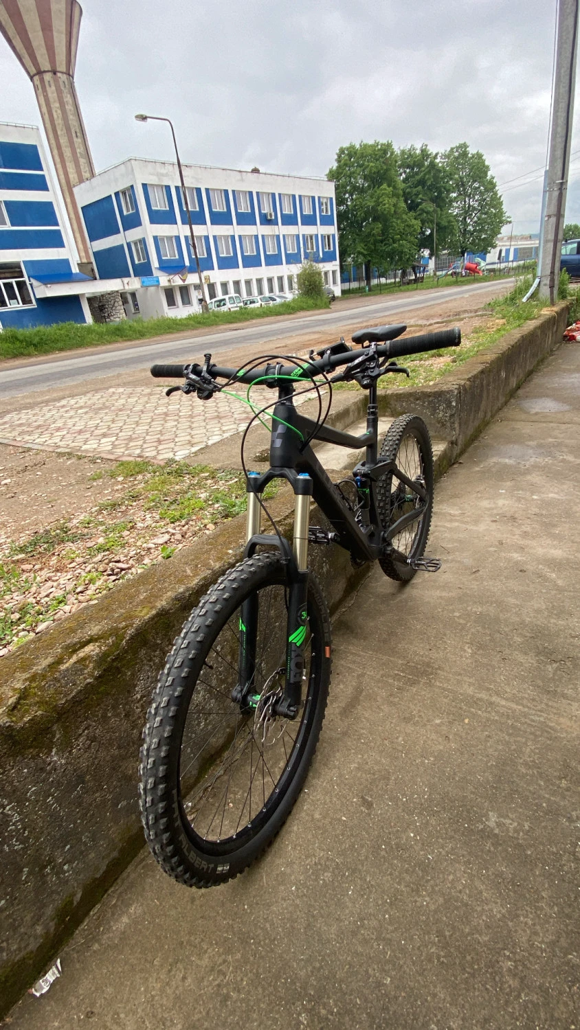 5. Vând bicicletă Cube stereo race 160hp