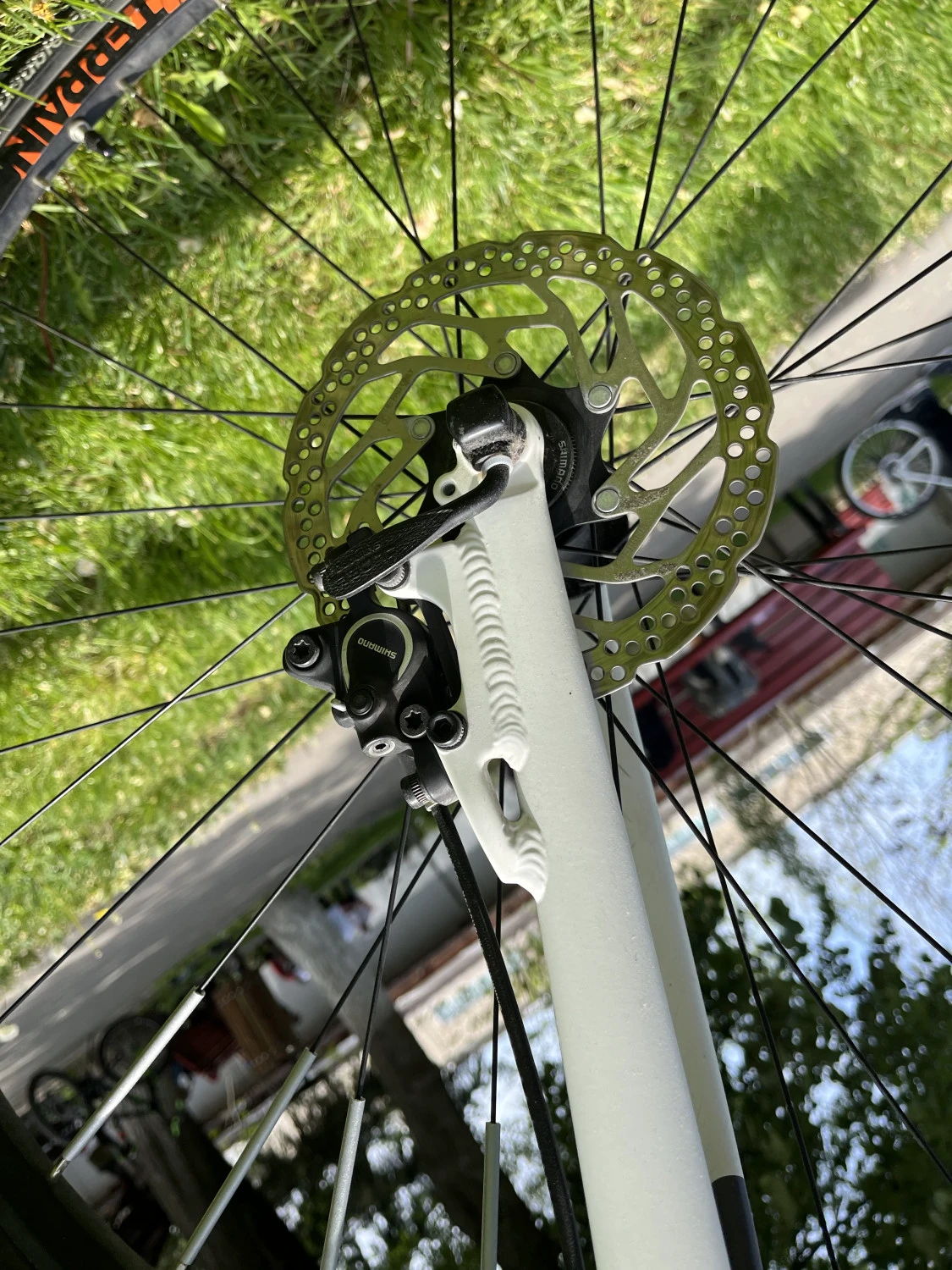 8. Bicicleta trekking Whyte Street Comfort Lite 28" deore xt