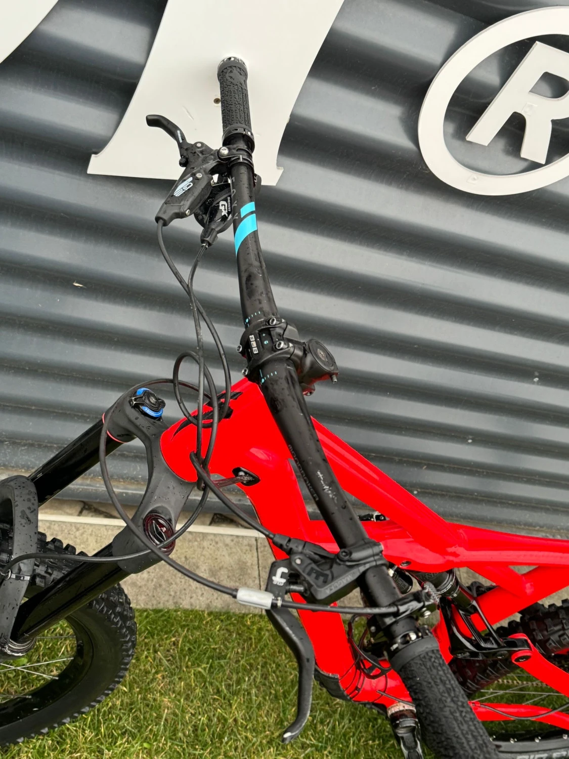 14. MTB Specialized Enduro Comp 2019 27.5 M/L Full suspension