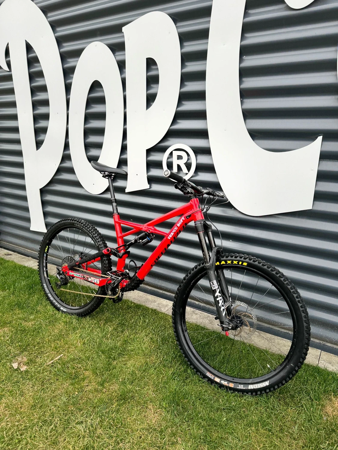 4. MTB Specialized Enduro Comp 2019 27.5 M/L Full suspension