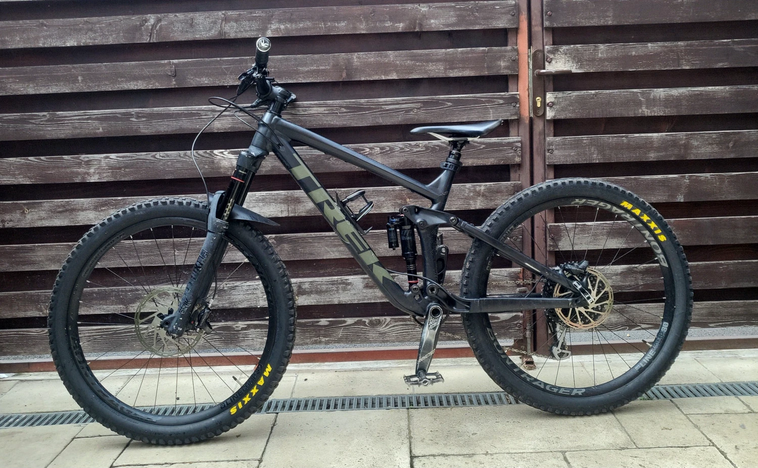 1. MTB Trek Remedy 8, an 2020, marime M
