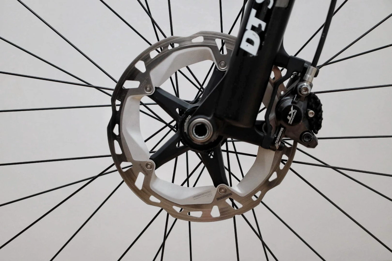 7. Bicicleta MTB Bixs Mariposa Sign 120 Carbon, cadru M