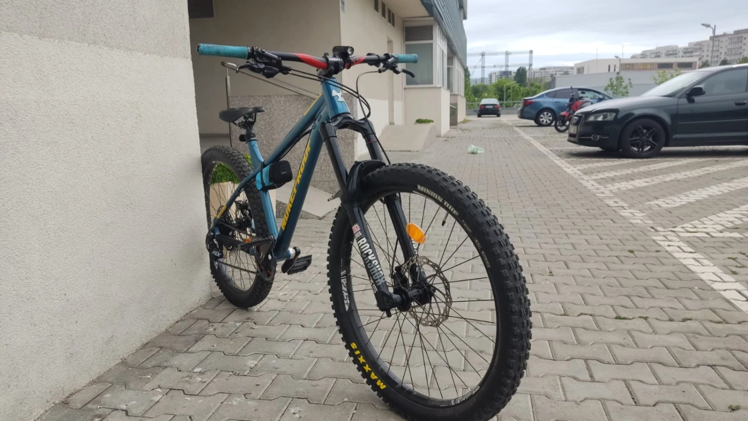 5. Vând MTB Nukeproof Scout 275