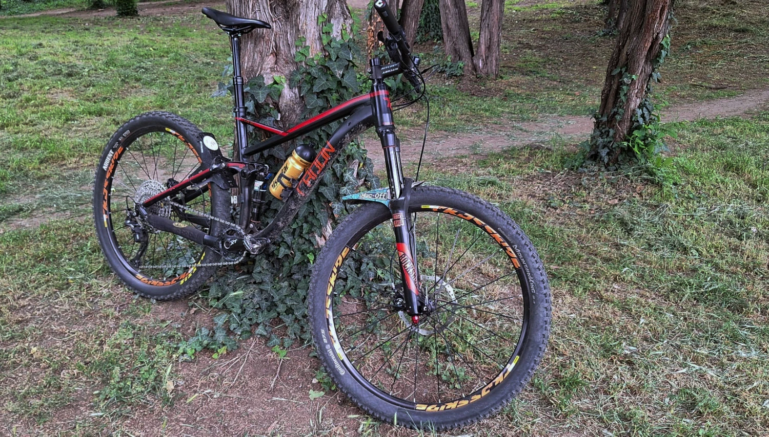 1. MTB full suspension Radon Slide 150 27.5"