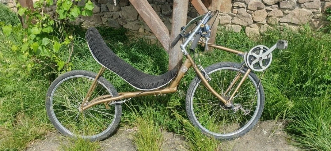 1. Bicicletă orizontală - recumbent