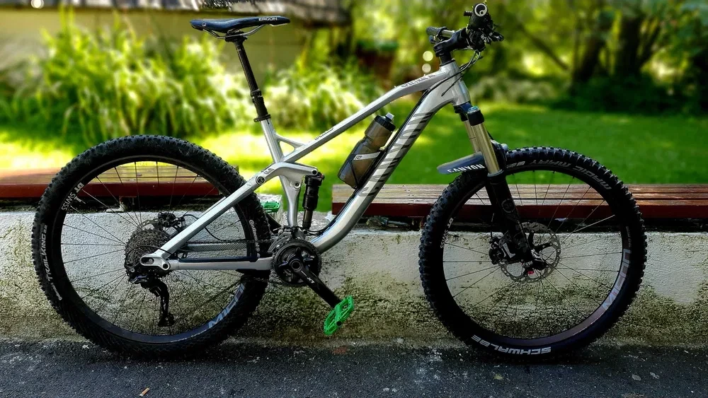 1. MTB Canyon Spectral Al 6.0 M 27,5