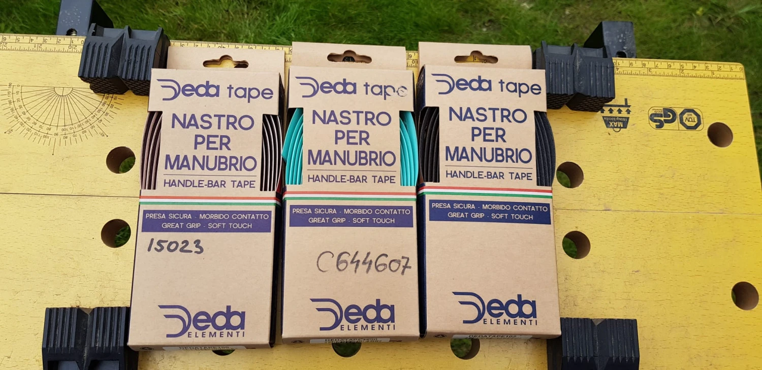 1. Ghidolina Deda diverse culori