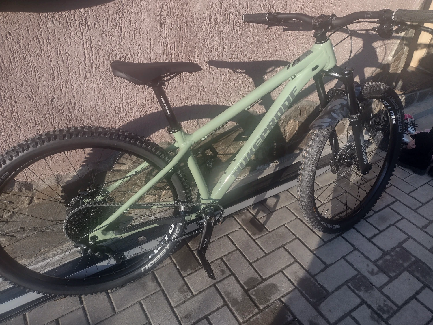 1. MTB Nukeproof, hardtail, roti 29 inch