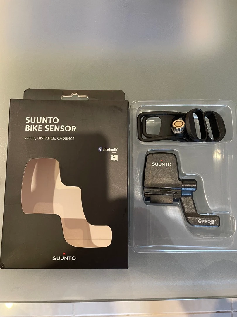 1. Suunto Bike Sensor pentru viteza si cadenta