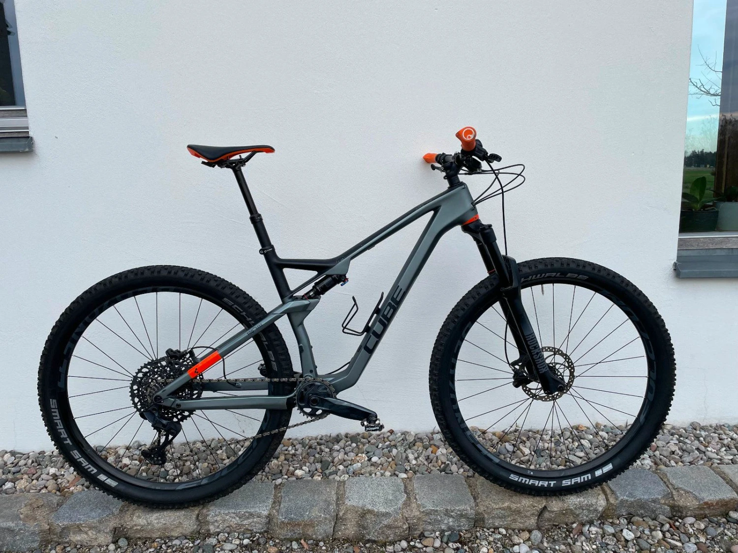 1. Cube AMS100 C:68 Race