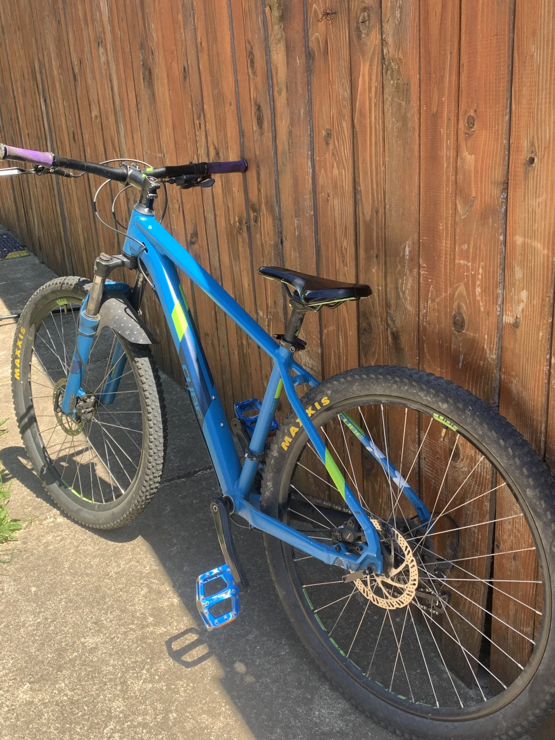 1. Bicicleta MTB Cube Aim, marime M
