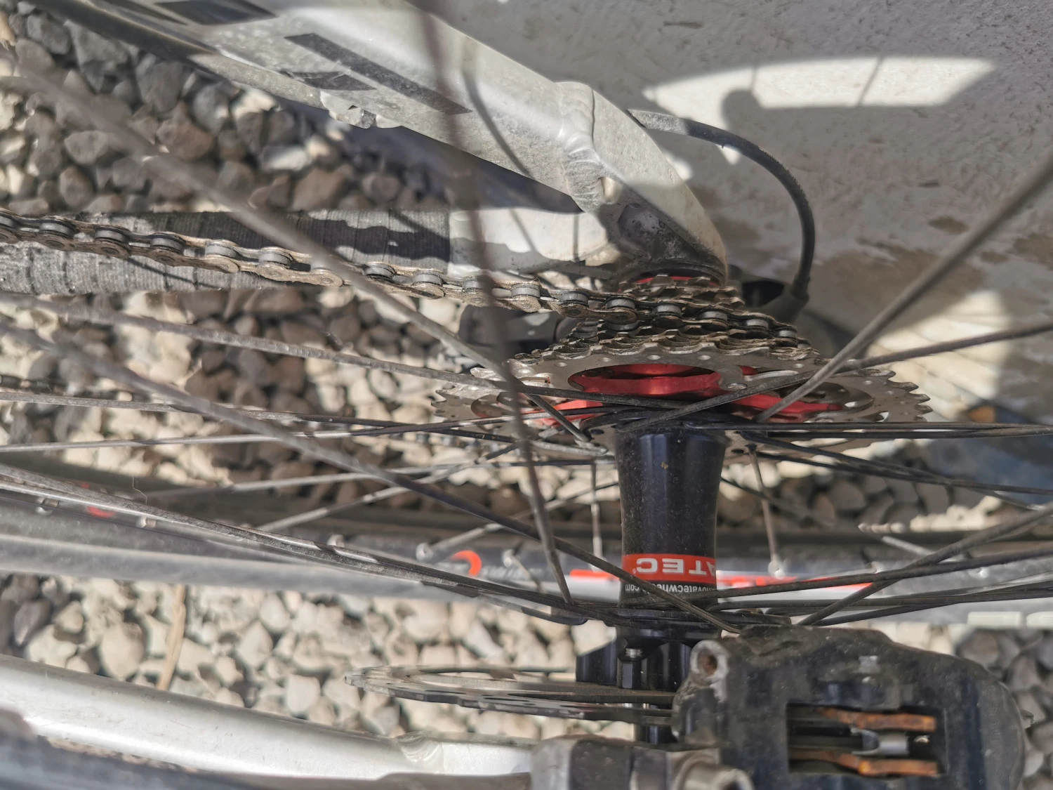 1. Nukeproof scout 27.5