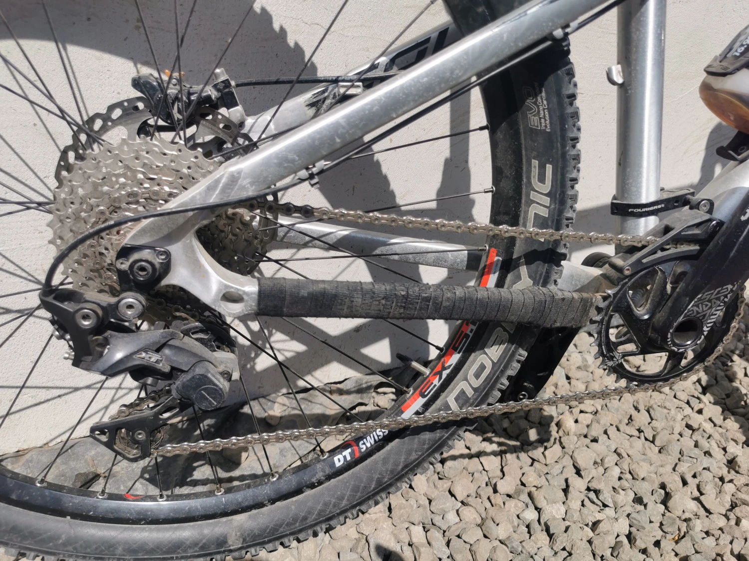 12. Nukeproof scout 27.5