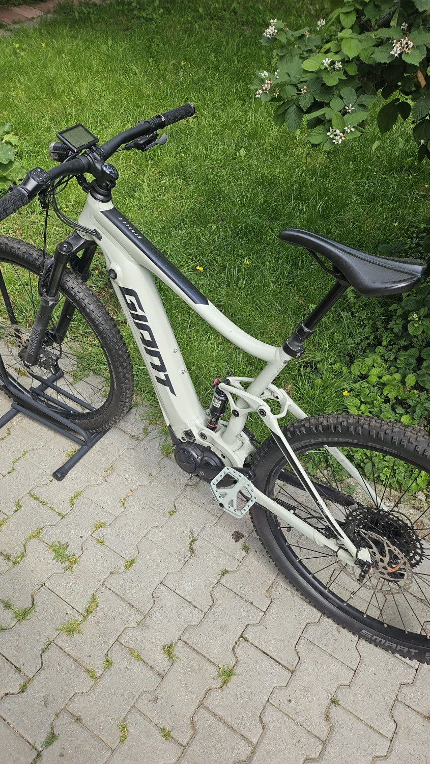 2. Vand Giant stance e full