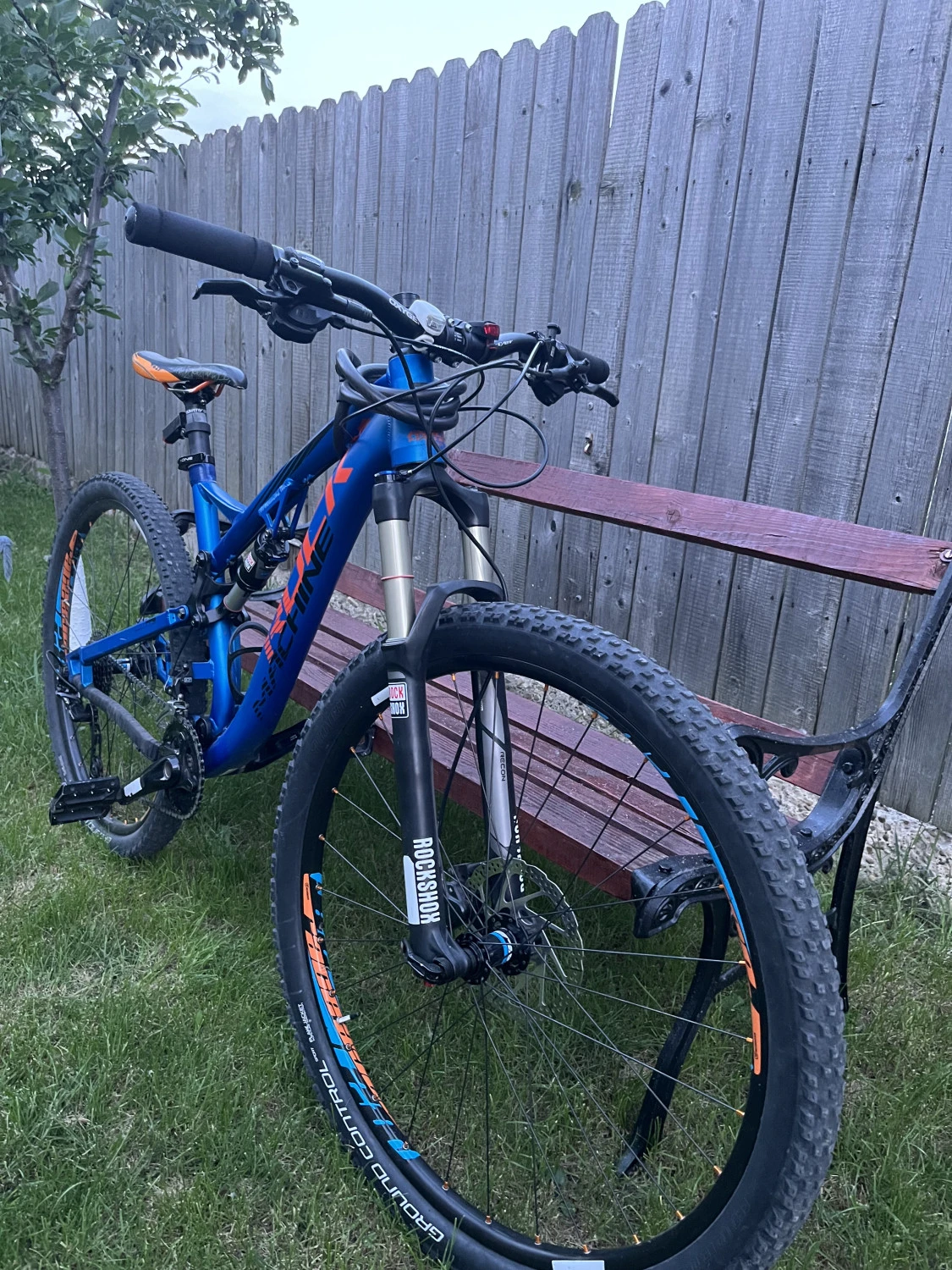 1. Vand Rock Machine Blizzard 50-29