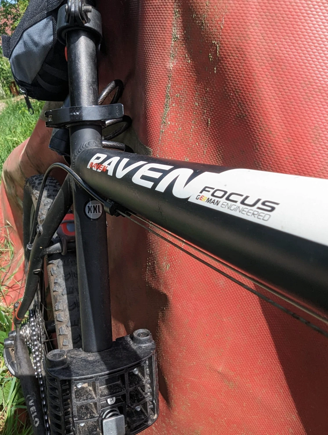 5. Bicicleta MTB FOCUS RAVEN 26", 54 cm