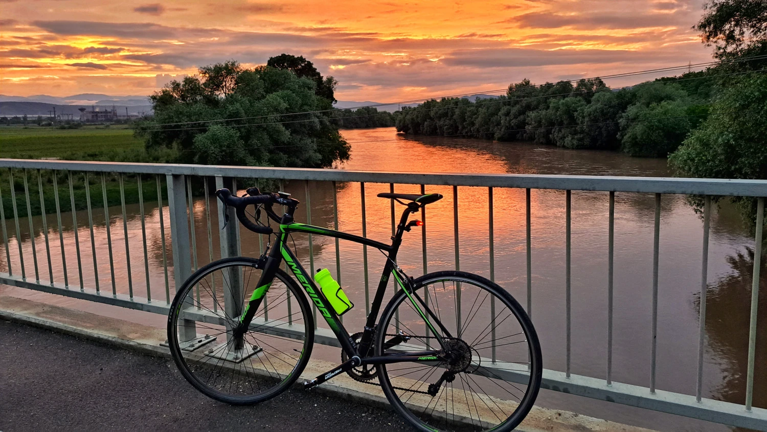 1. Merida Ride 90