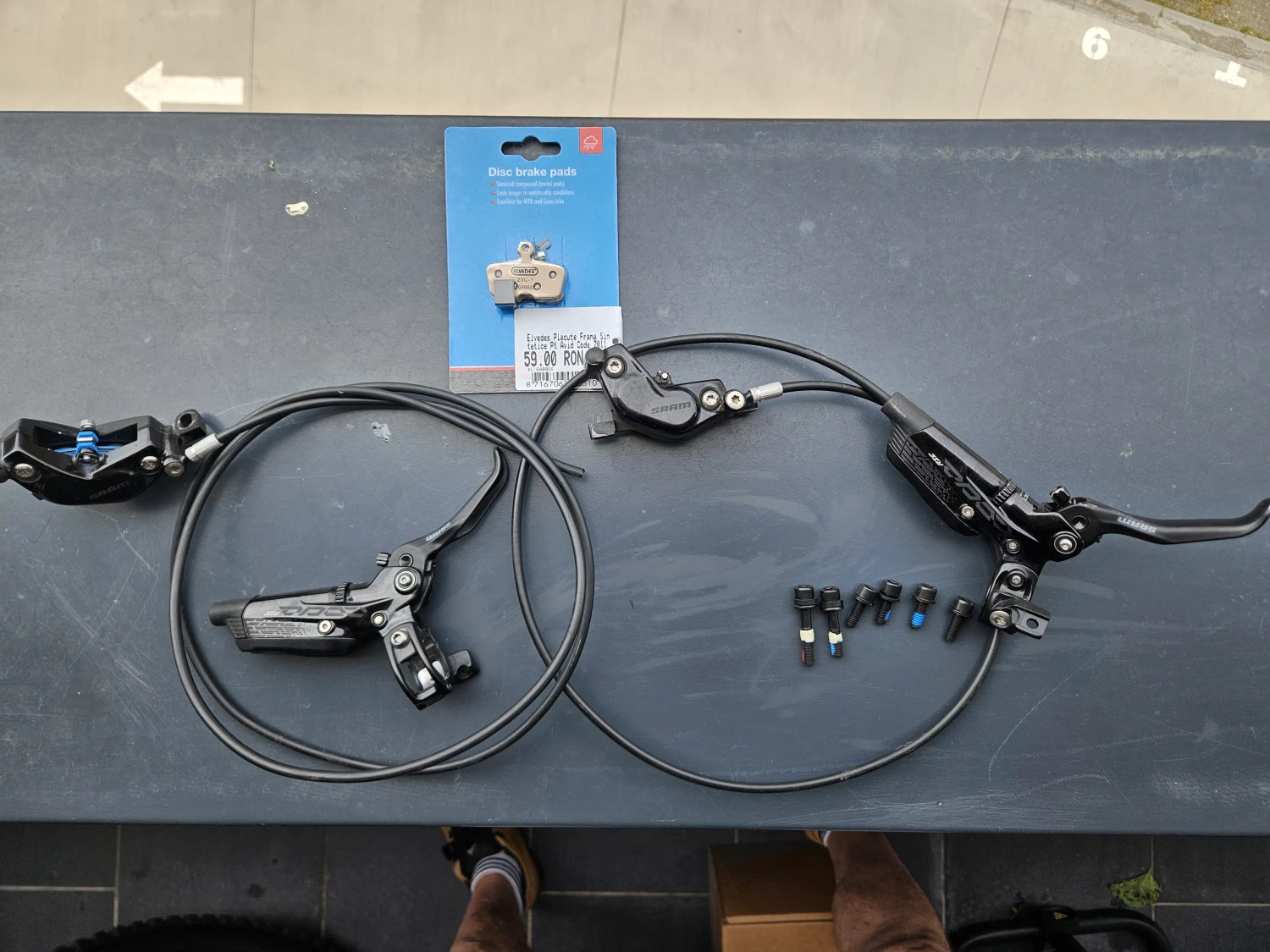 1. Vand set frane SRAM Code RSC