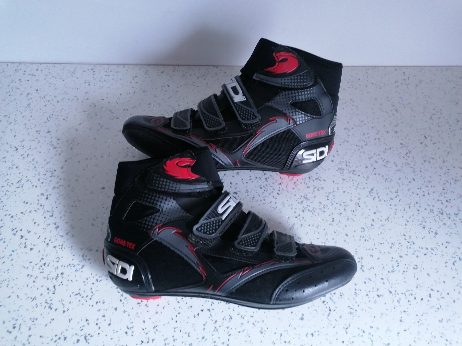 1. Sidi Winter Gore-tex Carbon size 43