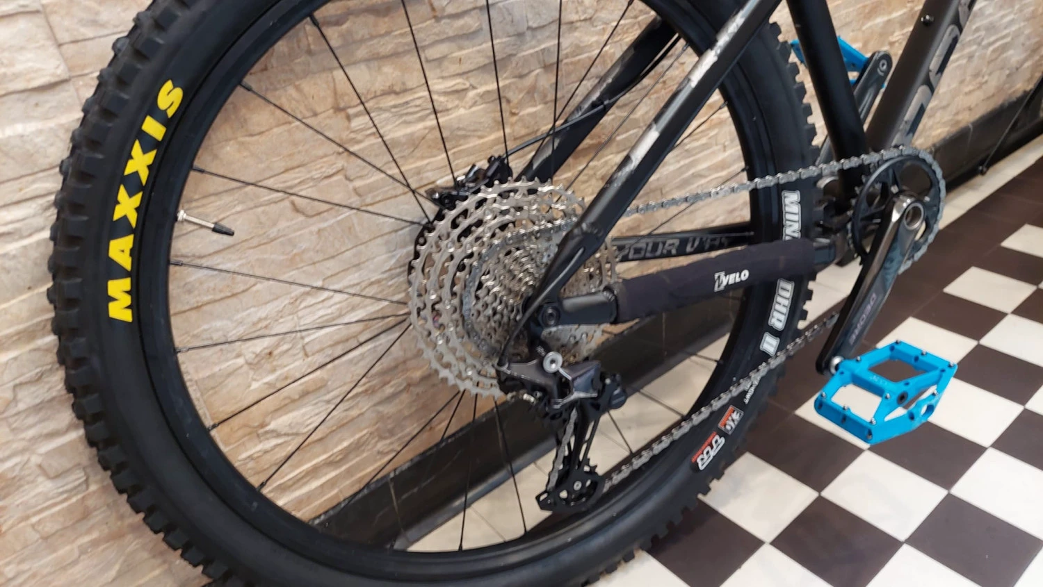 2. Bicicleta DARTMOOR primal 27,5