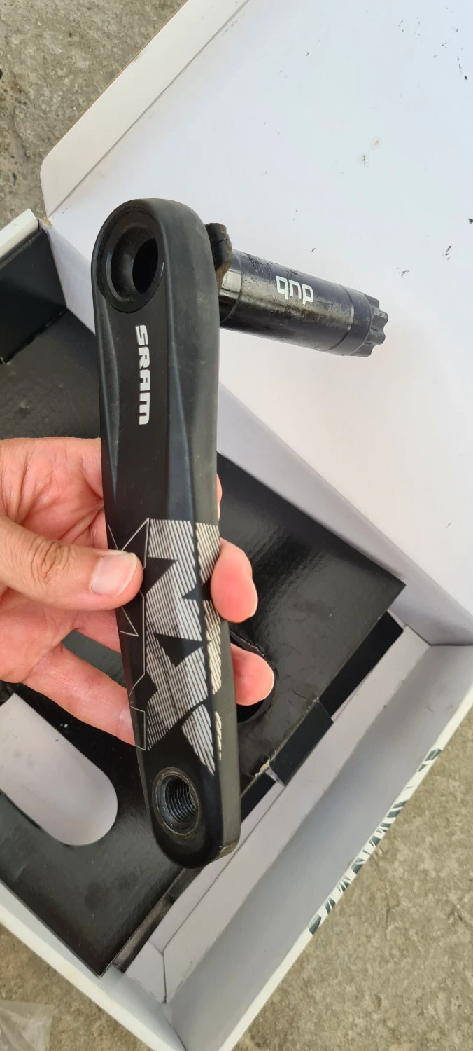 5. Angrenaj Sram NX Eagle Dub Boost + Schimbator Sram NX 12 viteze