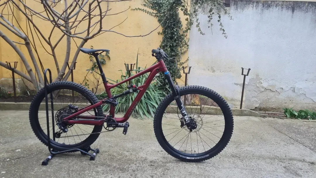 1. Cadru Specialized Status 160 S2