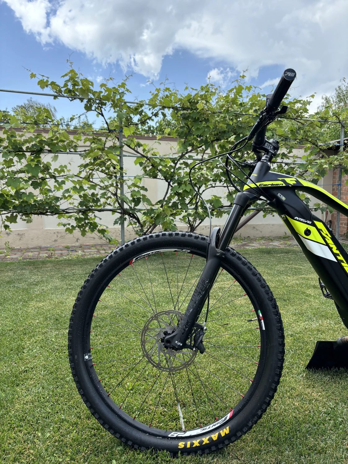 2. Vand urgent e bike Fantic Xf1 ediție specială!