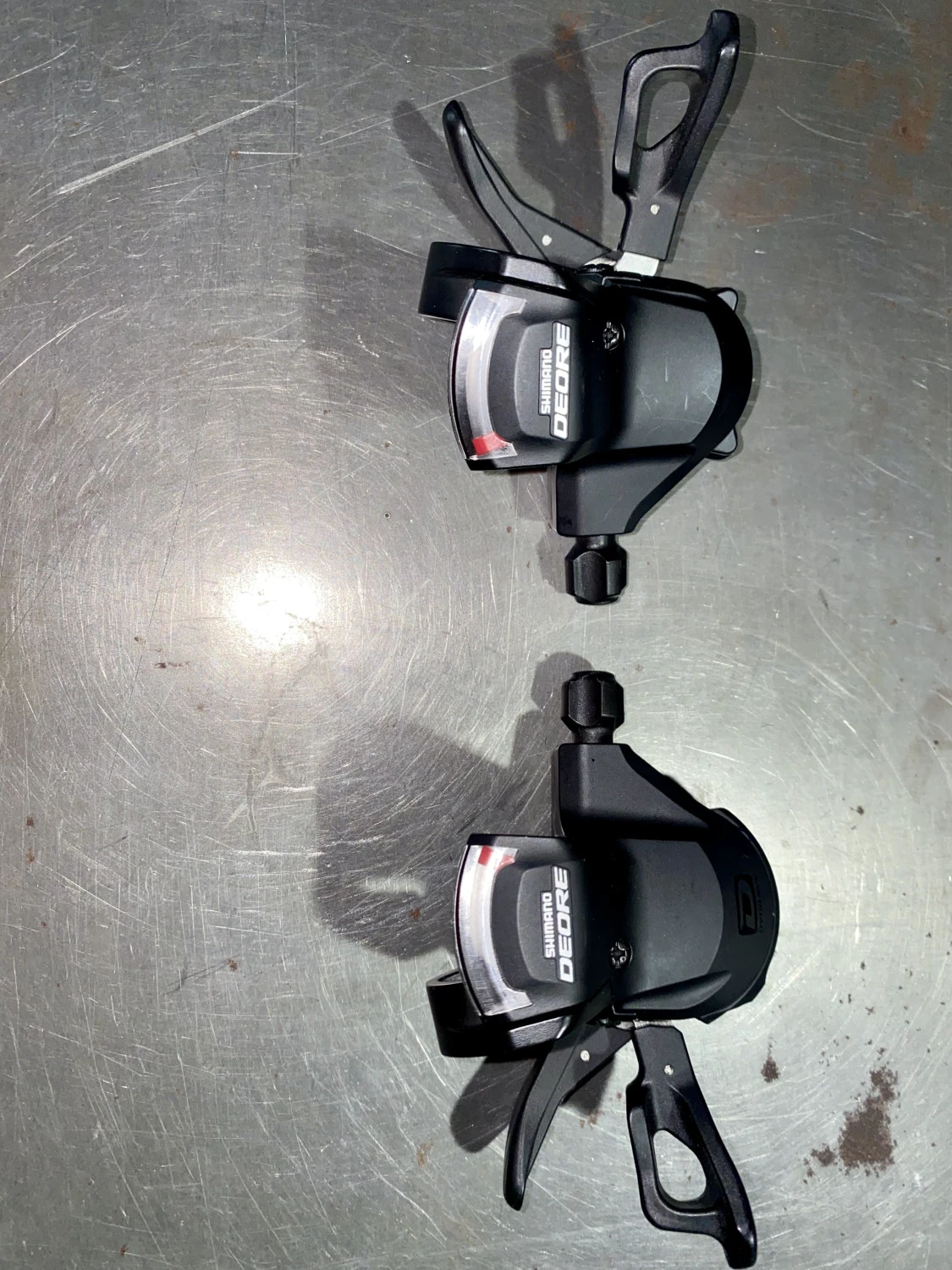1. Set manete 2/3x10 Shimano Deore SL-M610