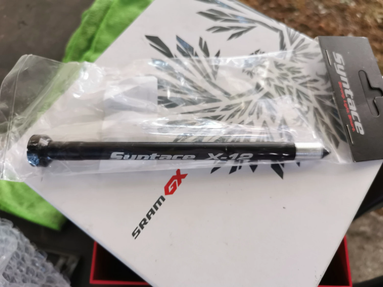3. Ax syntace x12 boost 148 thru axle