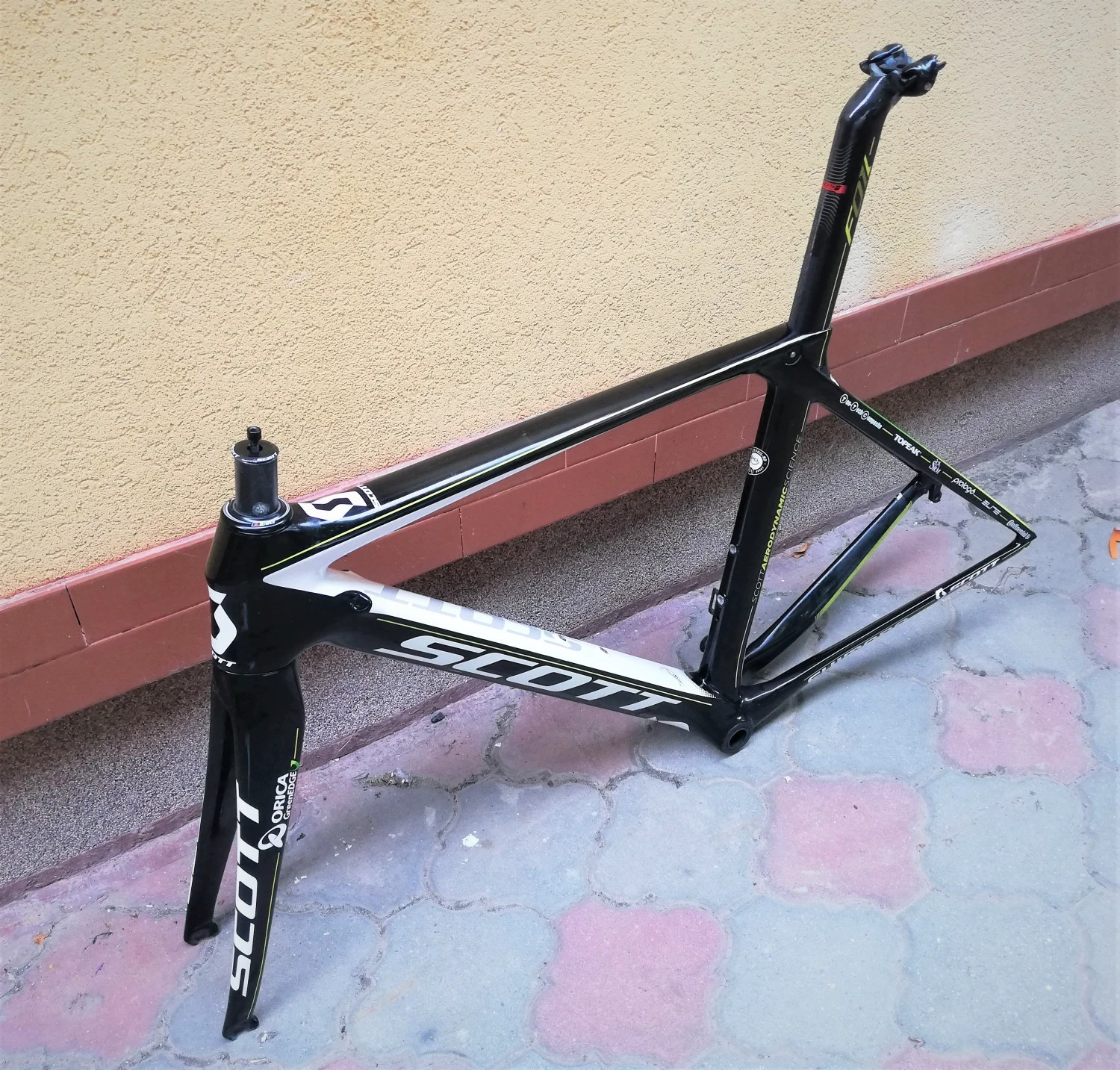 2. Scott Foil Team Issue Orica GreenEdge