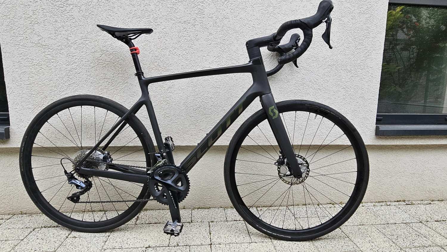 1. Scott Adict 20 carbon Black