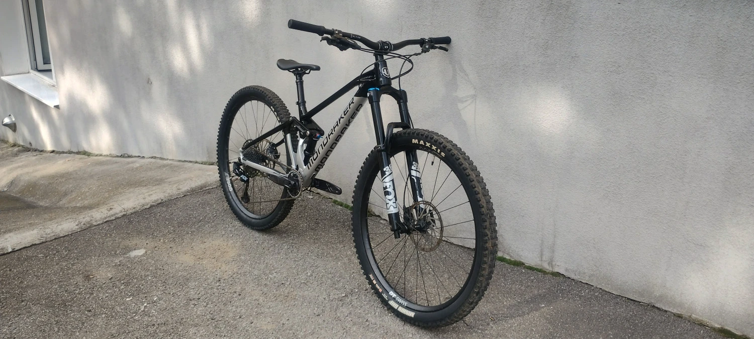 1. De vanzare Mondraker Foxy 2022 marimea S