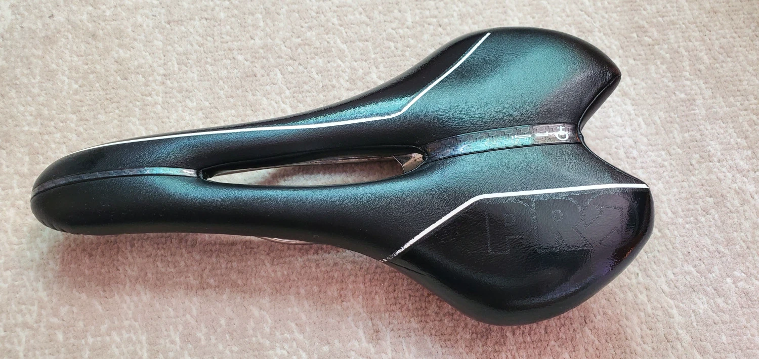 1. Vand sa Pro Falcon carbon 142