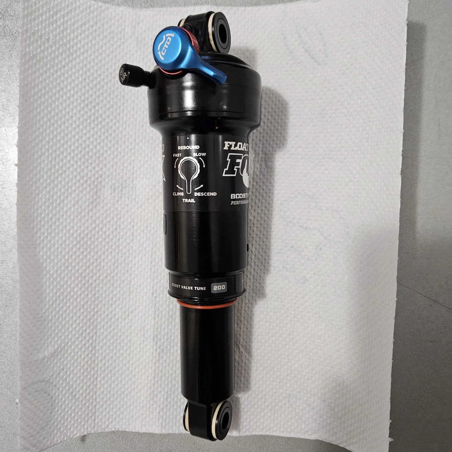 6. Vând Fox Float CTD