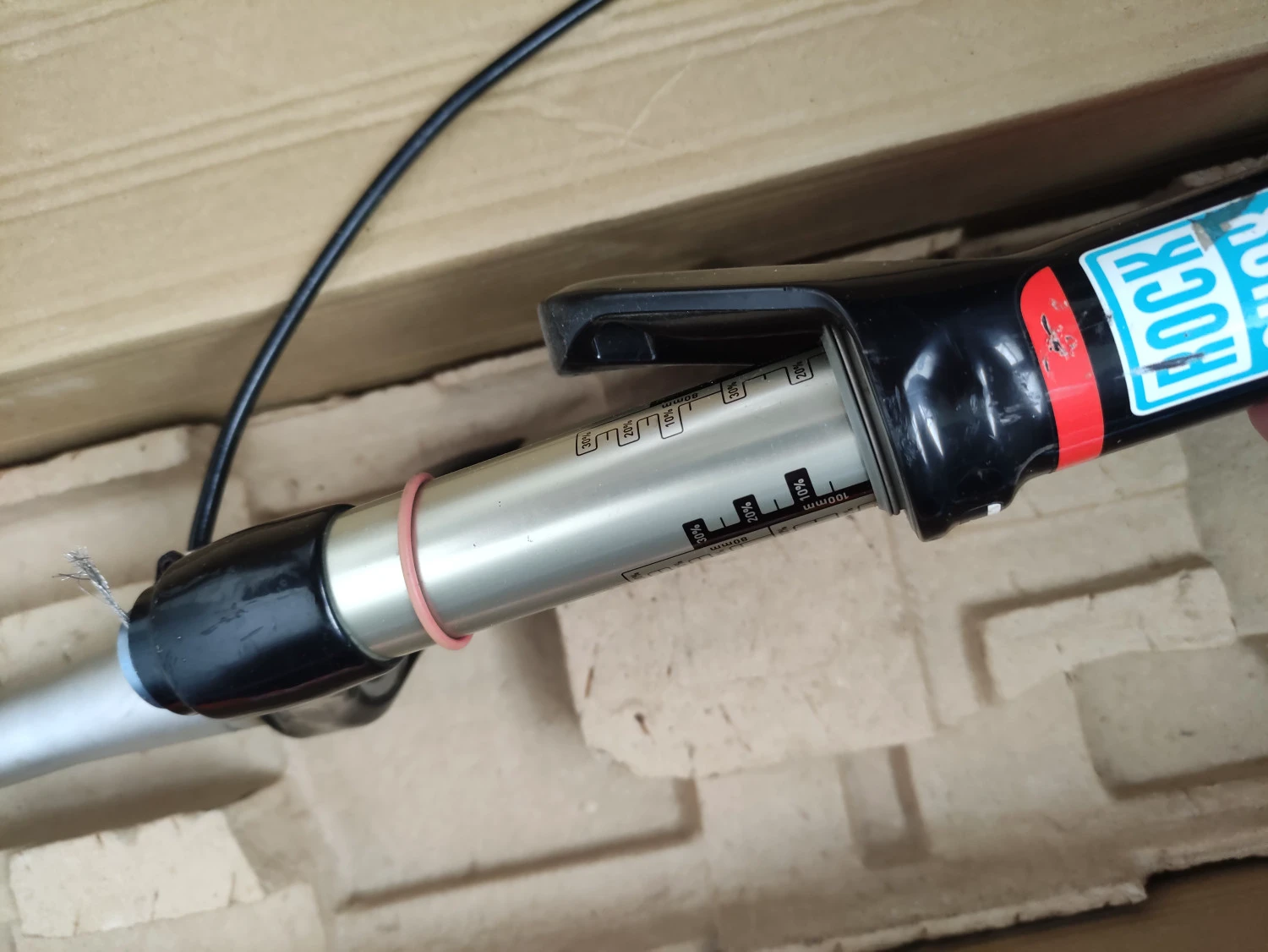 1. Furca Rockshox Reba RL 100mm
