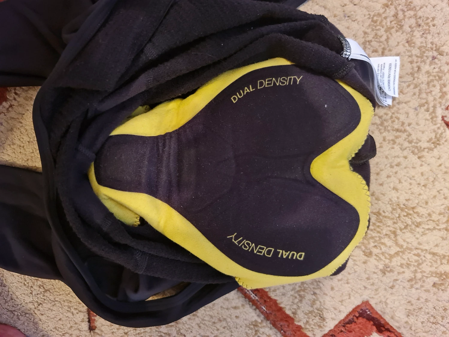1. Pantalon Mavic