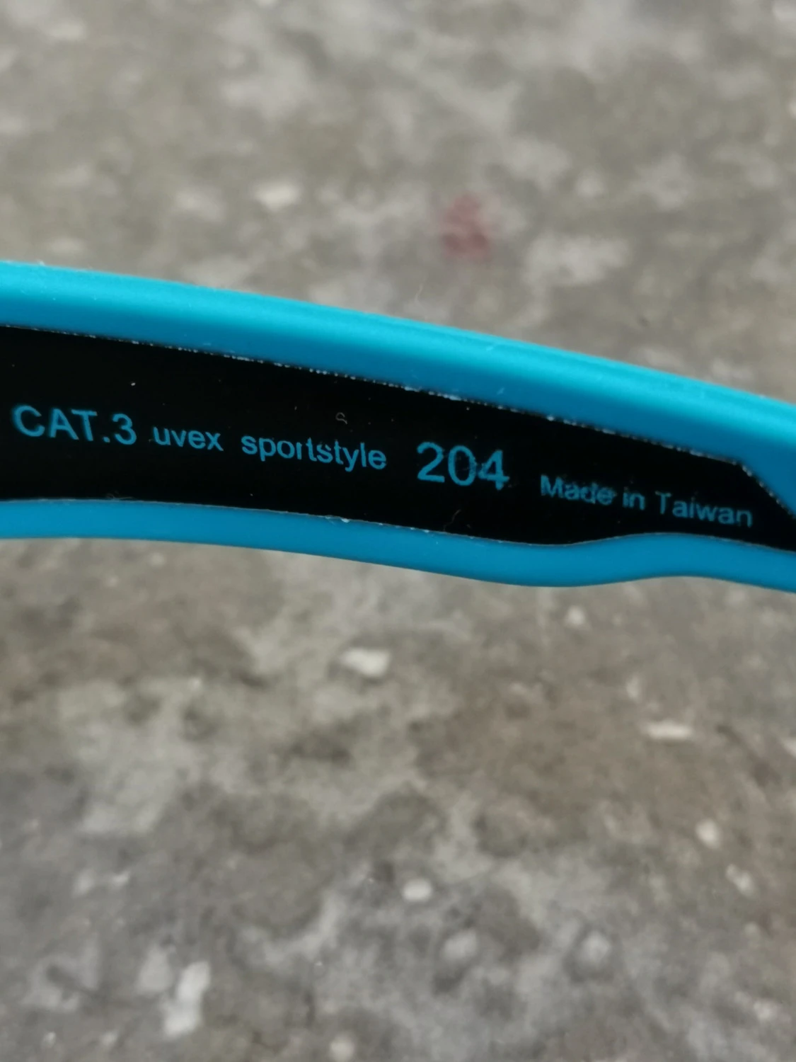 7. Ochelari soare UVEX SportStyle 204 - Albaștri