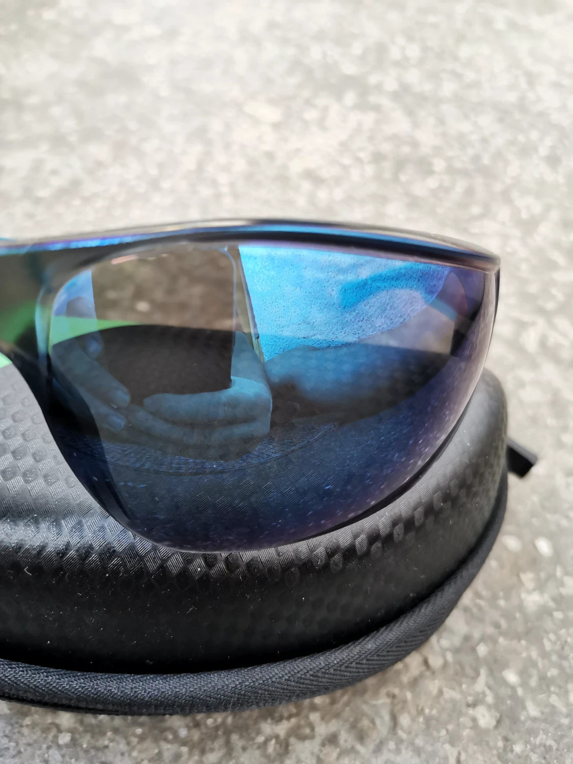 3. Ochelari soare UVEX SportStyle 204 - Albaștri