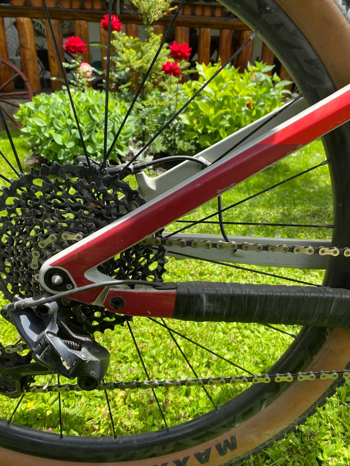 3. Vând bicicleta Cube AMS SL C68